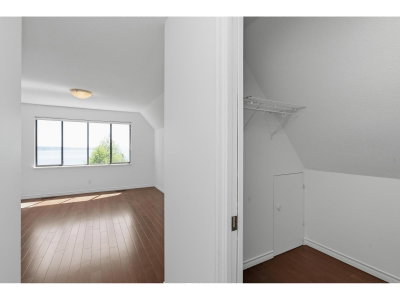 14815 HARDIE Avenue | White Rock British Columbia | Slide Image Thirty-one