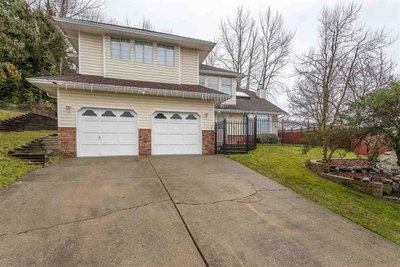 30922 SANDPIPER Place | Abbotsford British Columbia | Slide Image One