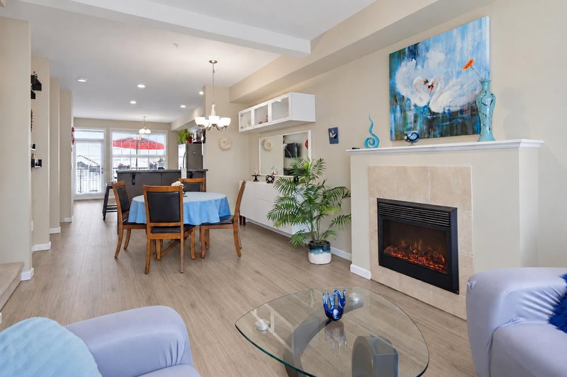20831 70 Avenue Langley British Columbia, V2Y 0H1 - 3 Bedrooms Condo For Sale