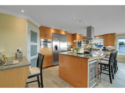 1050 PARKER Street | White Rock British Columbia | Slide Image Eleven