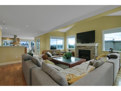 1050 PARKER Street | White Rock British Columbia | Slide Image Fourteen