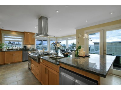 1050 PARKER Street | White Rock British Columbia | Slide Image Nine