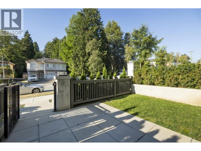 708 EDGAR Avenue | Coquitlam British Columbia | Slide Image Sixteen