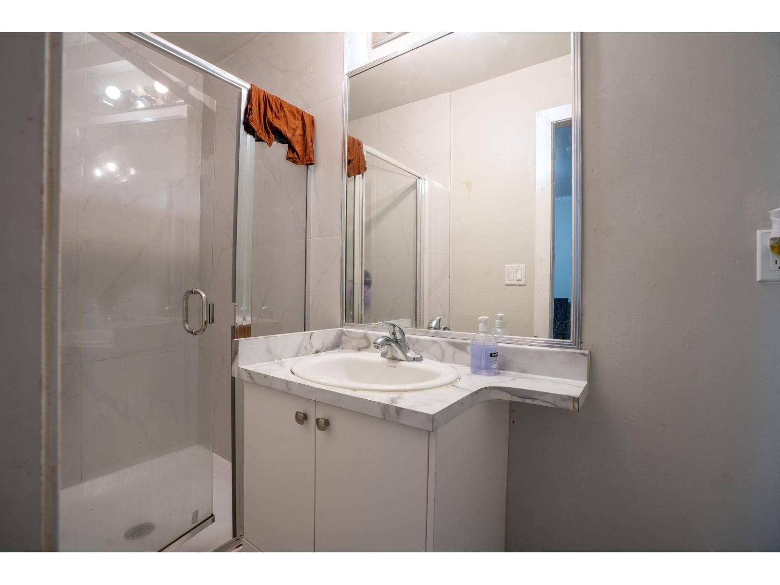 6287 148A STREET Image 32