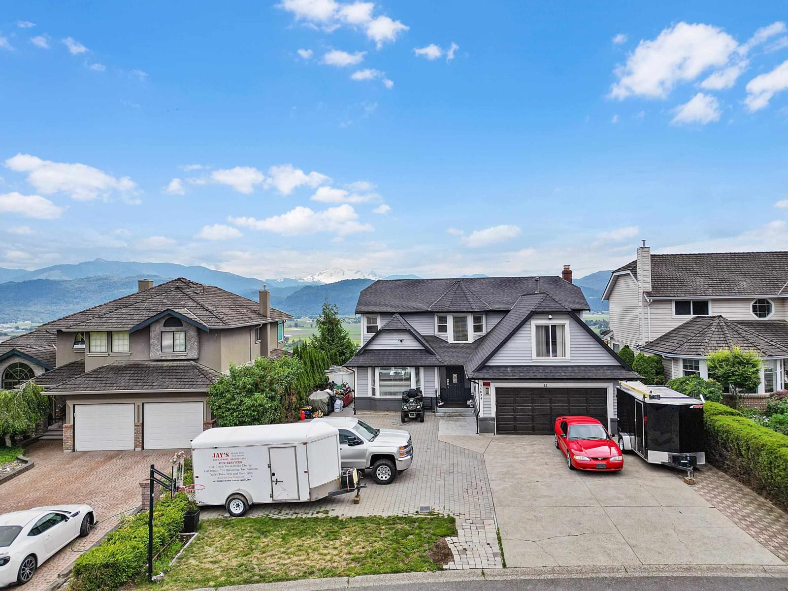 35834 EAGLECREST Drive, Abbotsford, British Columbia V3G 1E8