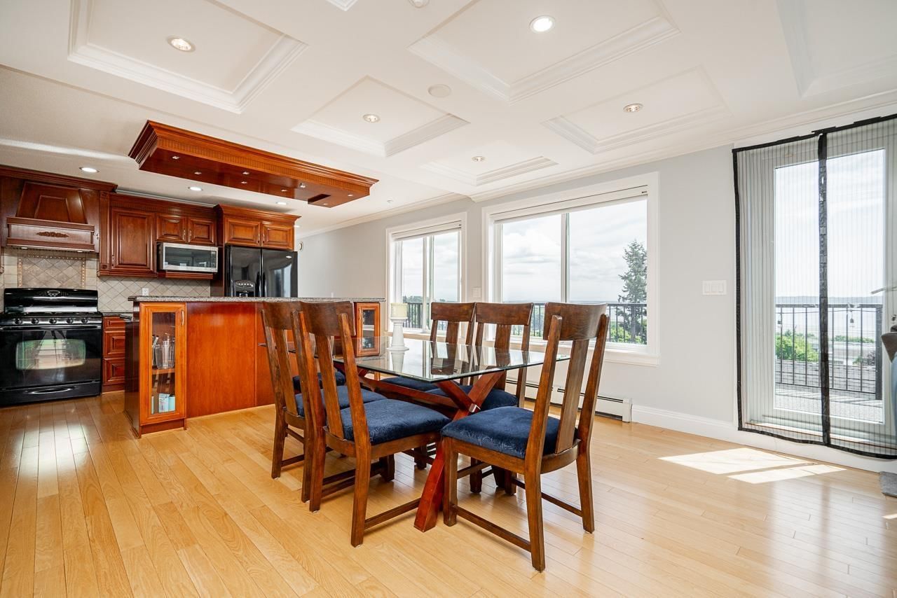 976 PARKER STREET Image 10