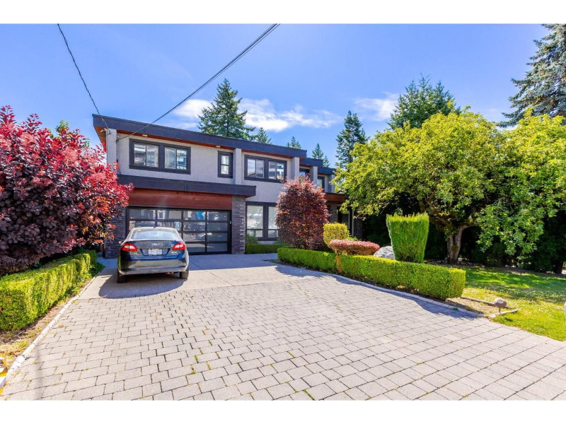 1540 MAPLE Street White Rock British Columbia, V4B 4N5 - 8 Bedrooms Home For Sale