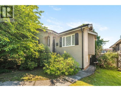12 KING EDWARD Avenue | Vancouver British Columbia | Slide Image Two