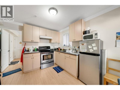 7531 OAK Street | Vancouver British Columbia | Slide Image Nineteen