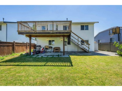 26467 32A Avenue | Langley British Columbia | Slide Image Thirty-five
