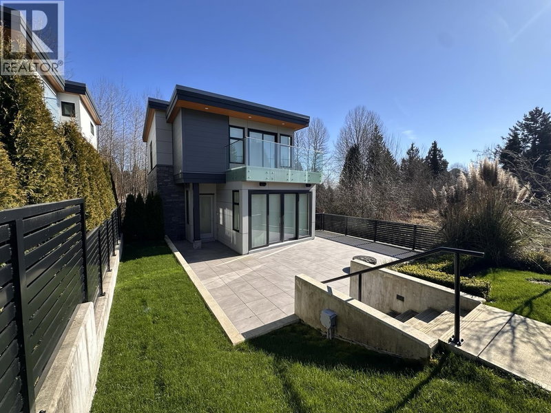 592 ARTHUR ERICKSON Place West Vancouver British Columbia, V7T 1J1 - 3 Bedrooms Home For Sale