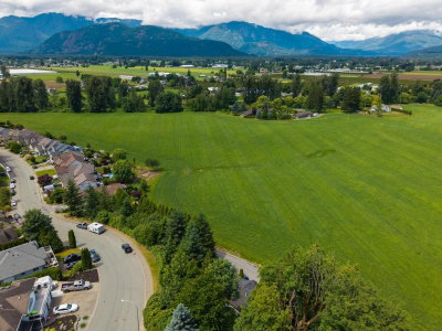 47470 CHARTWELL Drive | Chilliwack British Columbia | Slide Image Nineteen
