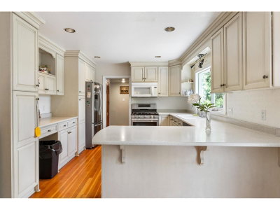 8561 BRADNER Road | Abbotsford British Columbia | Slide Image Twelve
