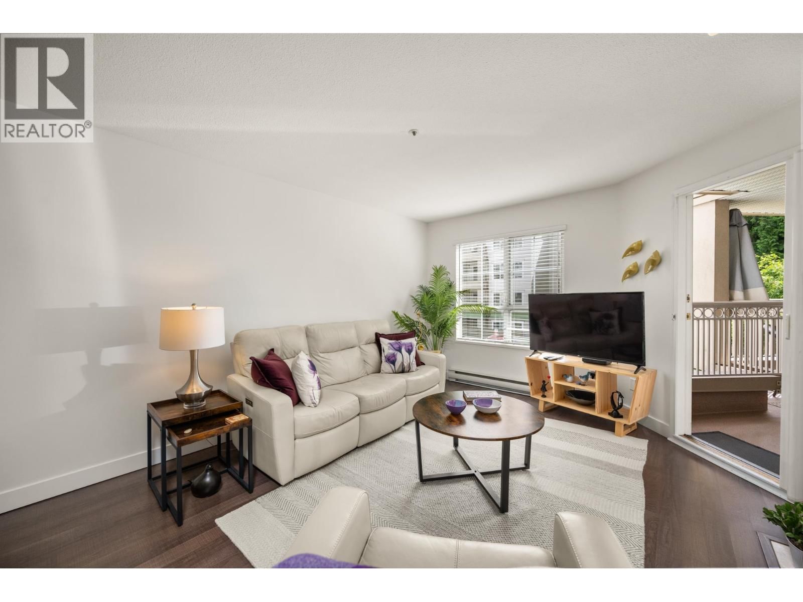 2975 PRINCESS Crescent, Coquitlam, British Columbia V3B 7N3
