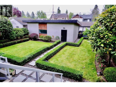 3630 34TH Avenue | Vancouver British Columbia | Slide Image Four