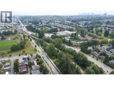 2578 GRANDVIEW Highway | Vancouver British Columbia | Slide Image Fourteen
