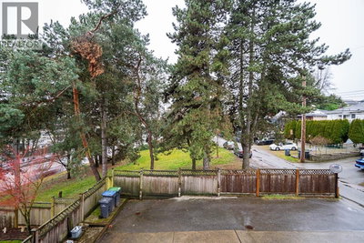 528 SIXTEEN Street | New Westminster British Columbia | Slide Image Thirty-eight