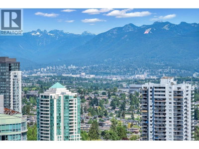6220 MCKAY Avenue | Burnaby British Columbia | Slide Image Ten