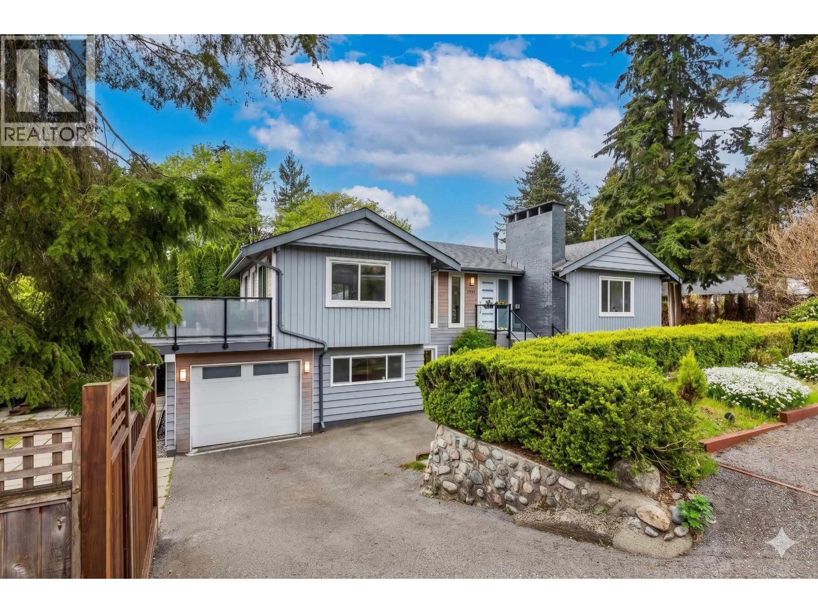 2999 LARSON Road, North Vancouver, British Columbia V7N 3W6