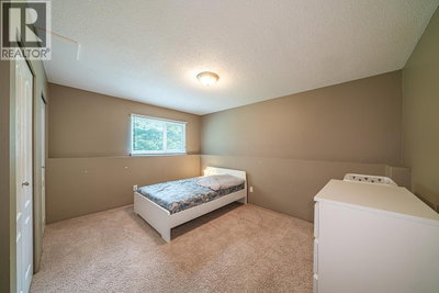 12208 MCTAVISH Place | Maple Ridge British Columbia | Slide Image Eighteen