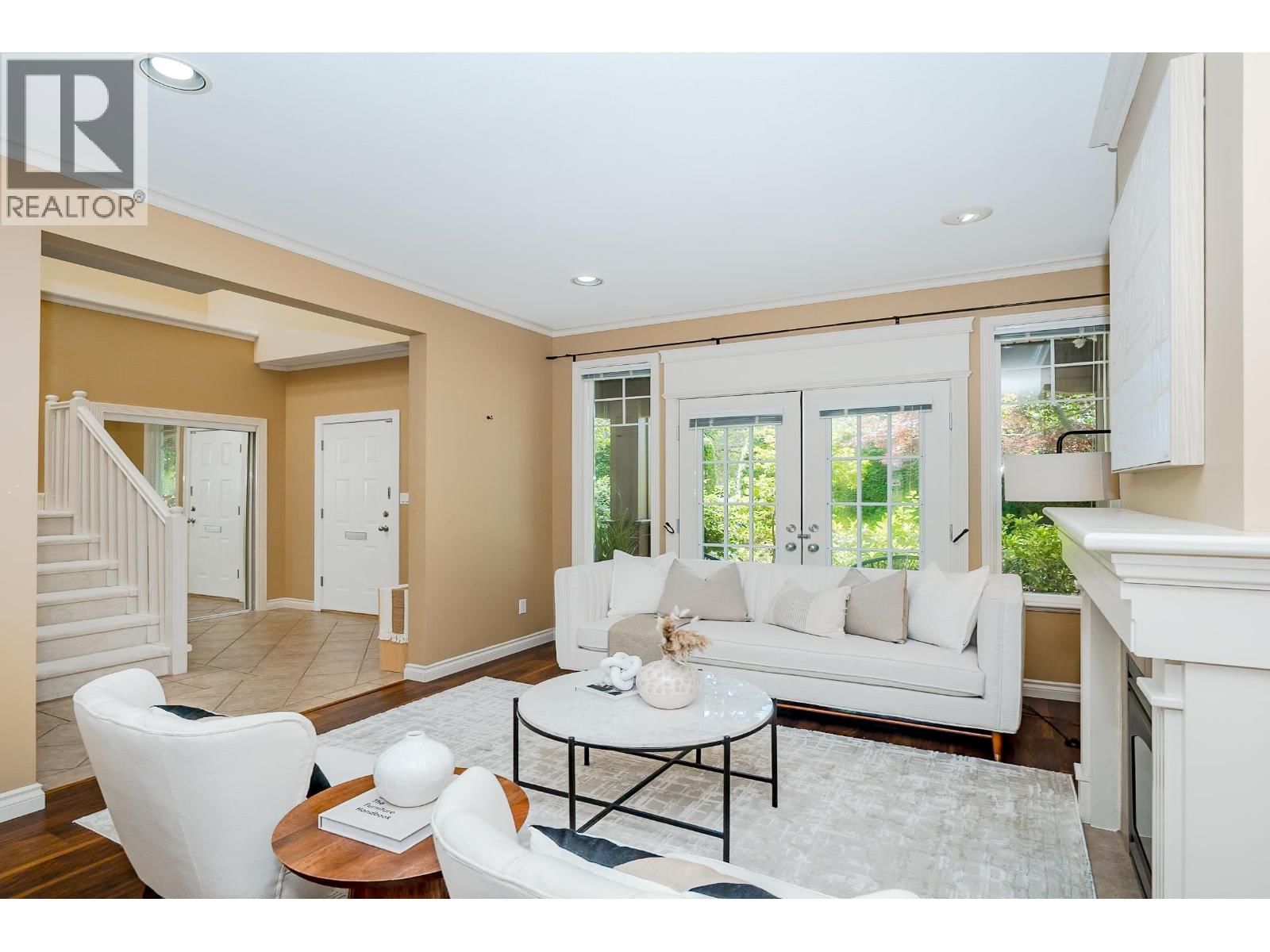 3933 GARRY Street, Richmond, British Columbia V7E 2T7
