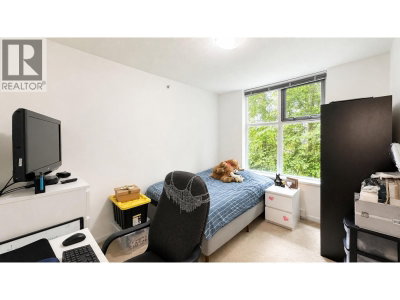 9262 UNIVERSITY Crescent | Burnaby British Columbia | Slide Image Nineteen