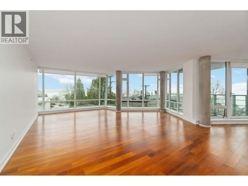 1762 DAVIE Street Vancouver British Columbia, V6G 1W2 - 2 Bedrooms Waterfront Condo For Sale