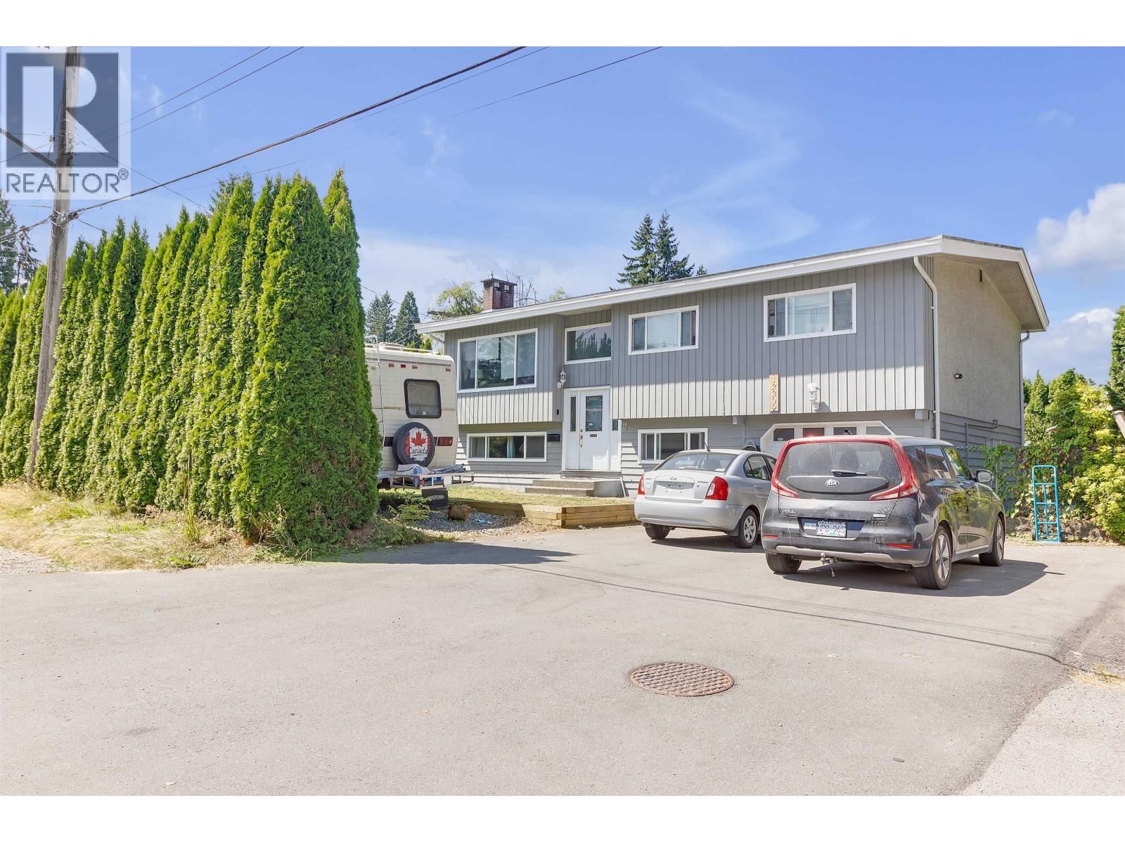 12209 221 Street, Maple Ridge, British Columbia V2X 5T4