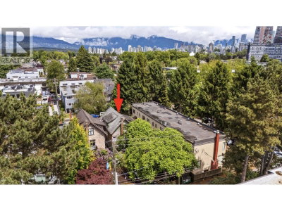 2012 YORK Avenue | Vancouver British Columbia | Slide Image Seven