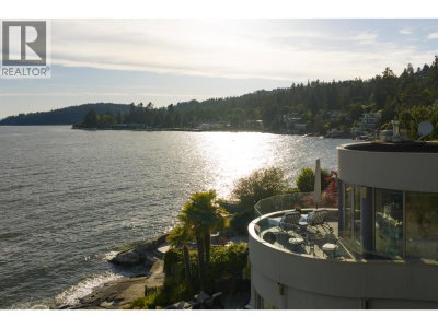 3912 MARINE Drive | West Vancouver British Columbia | Slide Image Twenty-six
