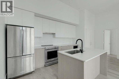 1306 LAVAL Square | Coquitlam British Columbia | Slide Image Five