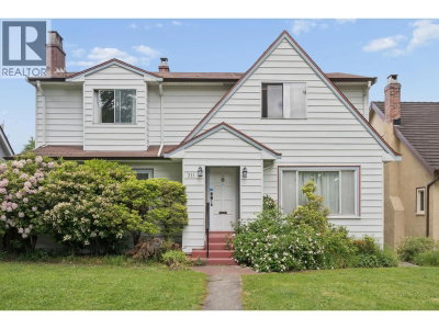 311 21ST Avenue | Vancouver British Columbia | Slide Image Three