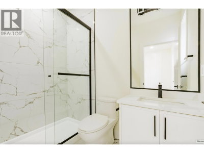 2265 MONASHEE Court | Coquitlam British Columbia | Slide Image Nineteen