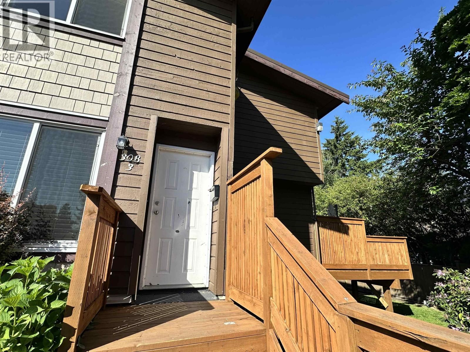 308 HIGHLAND Way, Port Moody, British Columbia V3H 3V7
