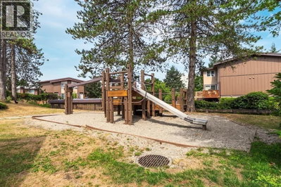 308 HIGHLAND Way | Port Moody British Columbia | Slide Image Nineteen