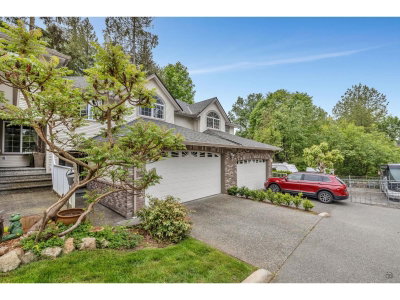 32777 CHILCOTIN Drive | Abbotsford British Columbia | Slide Image Three