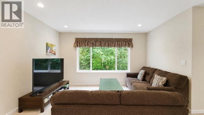 1421 MADRONA Place | Coquitlam British Columbia | Slide Image Ten