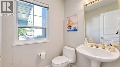 1421 MADRONA Place | Coquitlam British Columbia | Slide Image Twenty