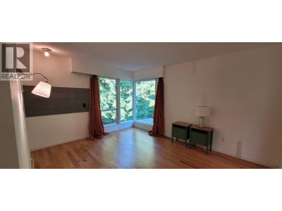 5344 CLIFFRIDGE Avenue | North Vancouver British Columbia | Slide Image Thirteen