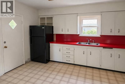 4279 16TH Avenue | Vancouver British Columbia | Slide Image Six