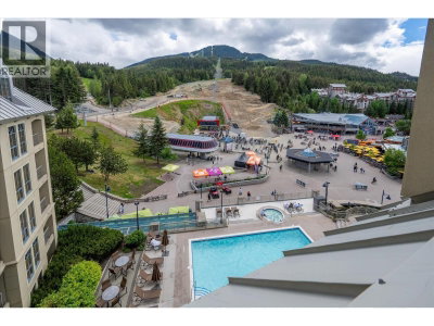 4320 SUNDIAL Crescent | Whistler British Columbia | Slide Image Eight