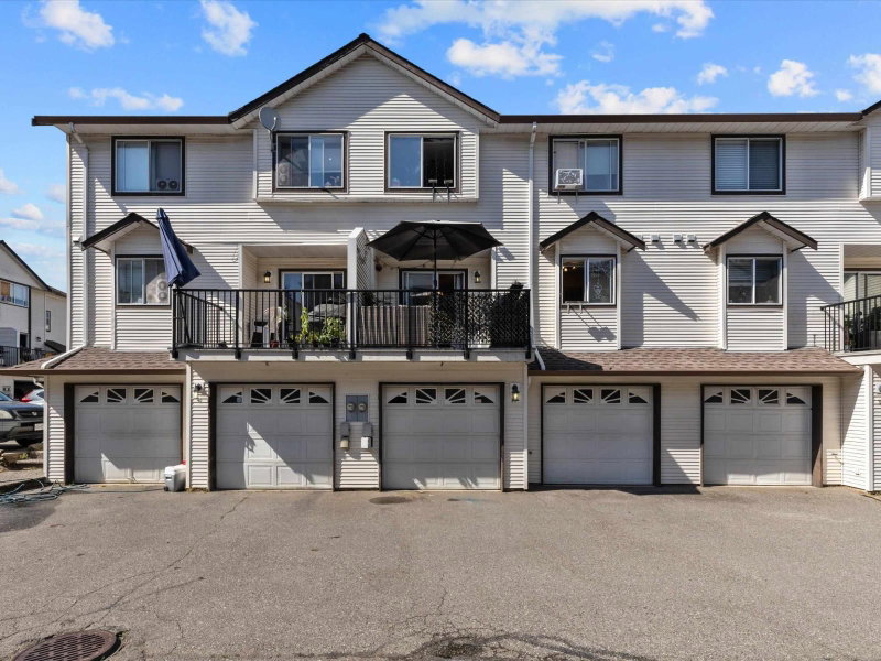 45740 THOMAS Road Chilliwack British Columbia, V2R 3V9 - 3 Bedrooms Condo For Sale