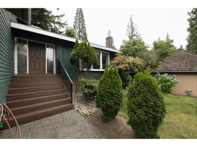 11612 SUMMIT Crescent | Delta British Columbia | Slide Image Three