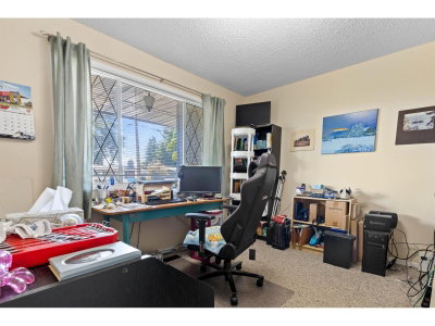 32637 WILLINGDON Crescent | Abbotsford British Columbia | Slide Image Six