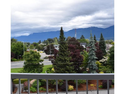 8537 YOUNG Road | Chilliwack British Columbia | Slide Image Seven