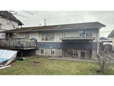 2797 PRINCESS Street | Abbotsford British Columbia | Slide Image Two