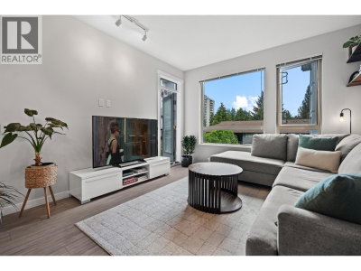 2651 LIBRARY Lane | North Vancouver British Columbia | Slide Image One
