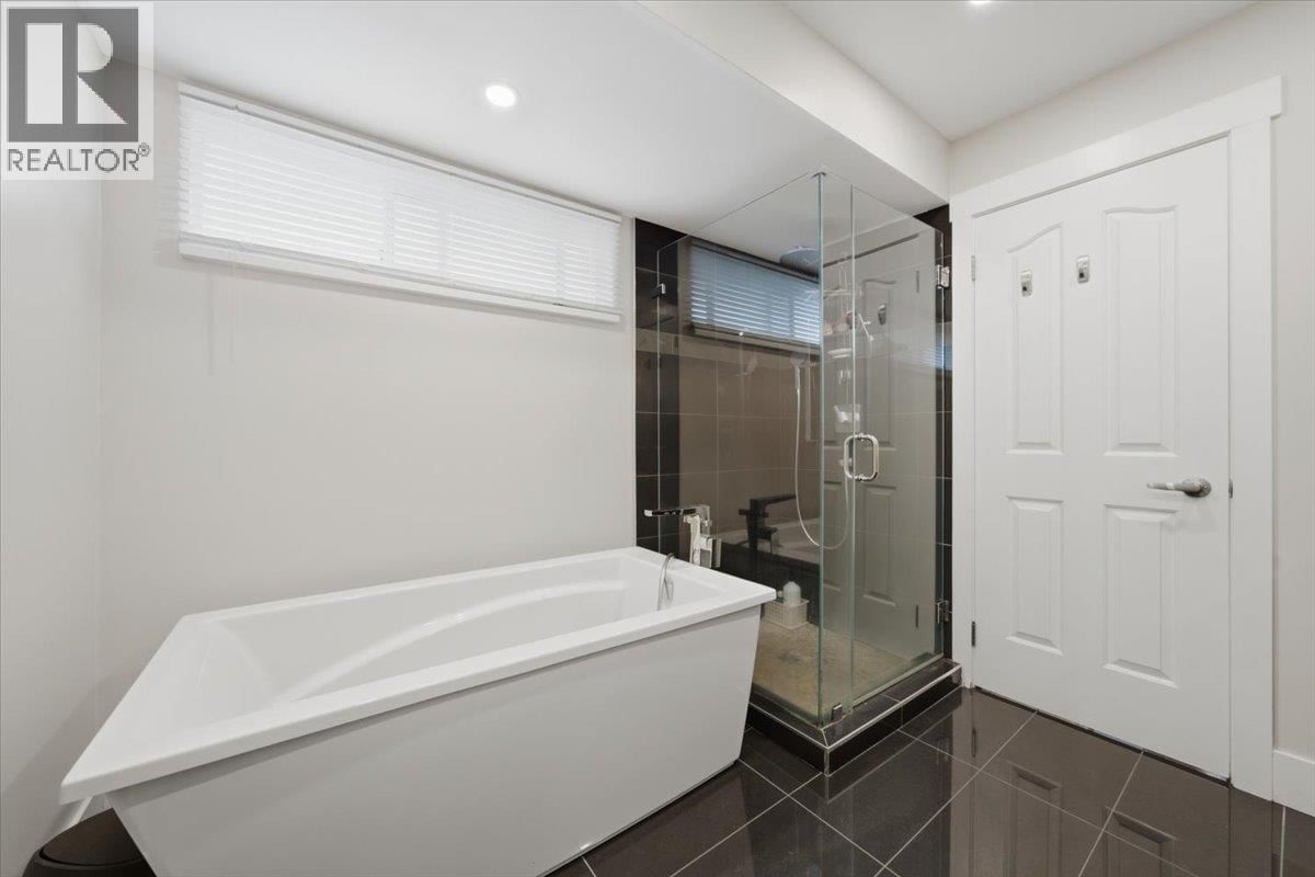 2893 DELAHAYE DRIVE Image 22