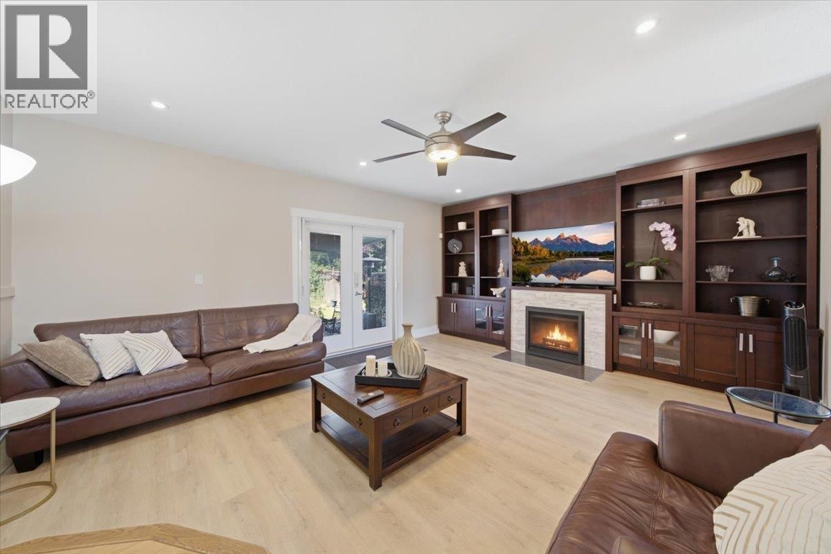 2893 DELAHAYE DRIVE Image 23