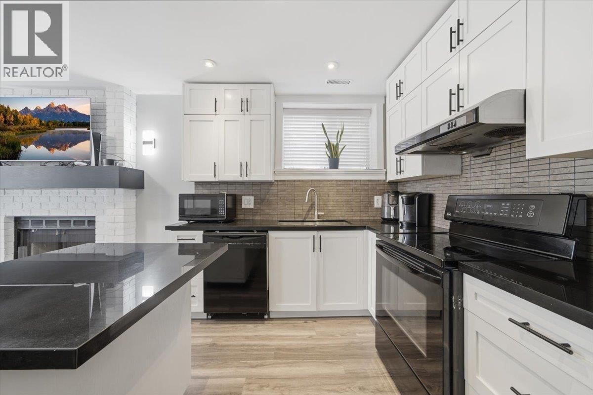 2893 DELAHAYE DRIVE Image 31